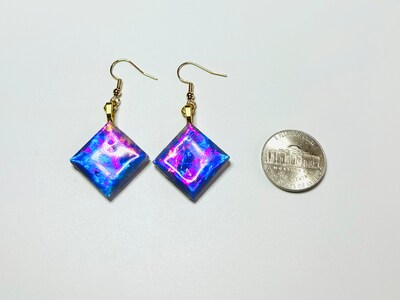 Lilac Iridescent Square Glass Earrings - image4